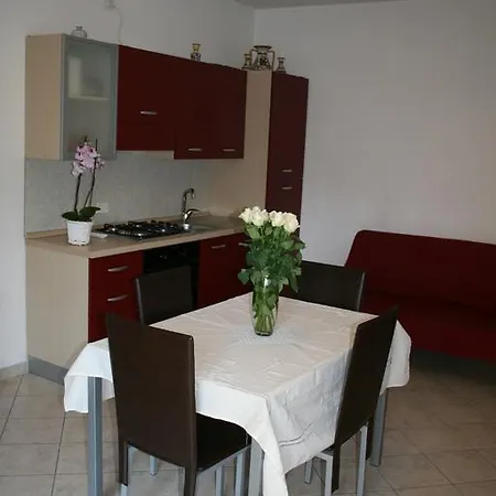 Alma Apartment *